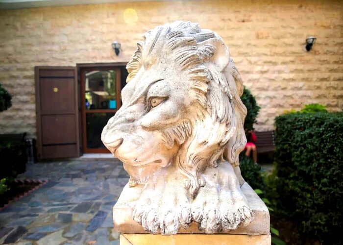 Lion in Lambouri winery